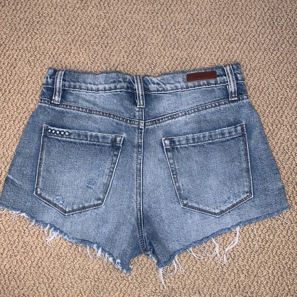 Women’s Blank NYC Jean Shorts - Size 25 - Picture 2 of 3